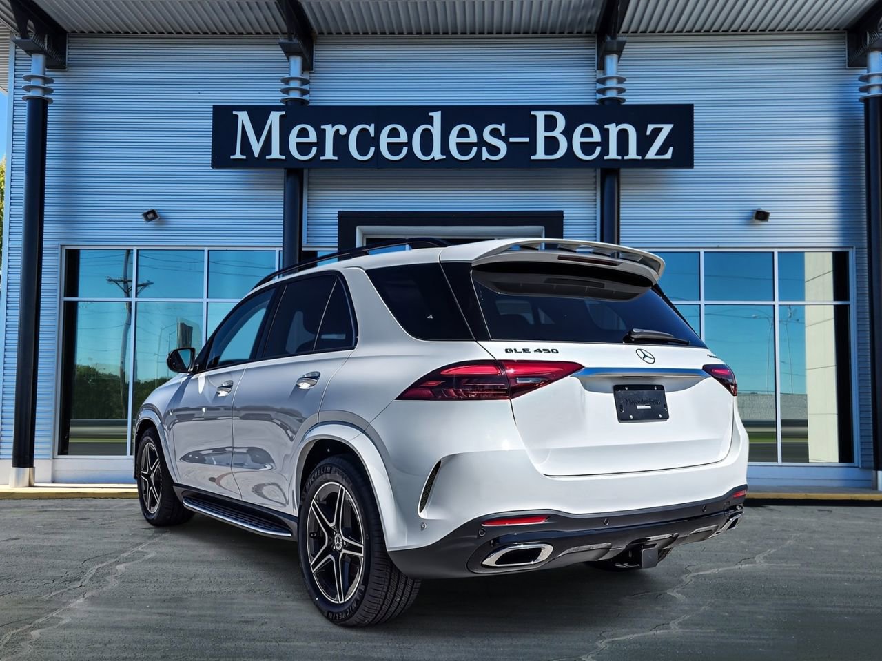 New 2026 Mercedes-Benz GLE 450 4MATIC image 2