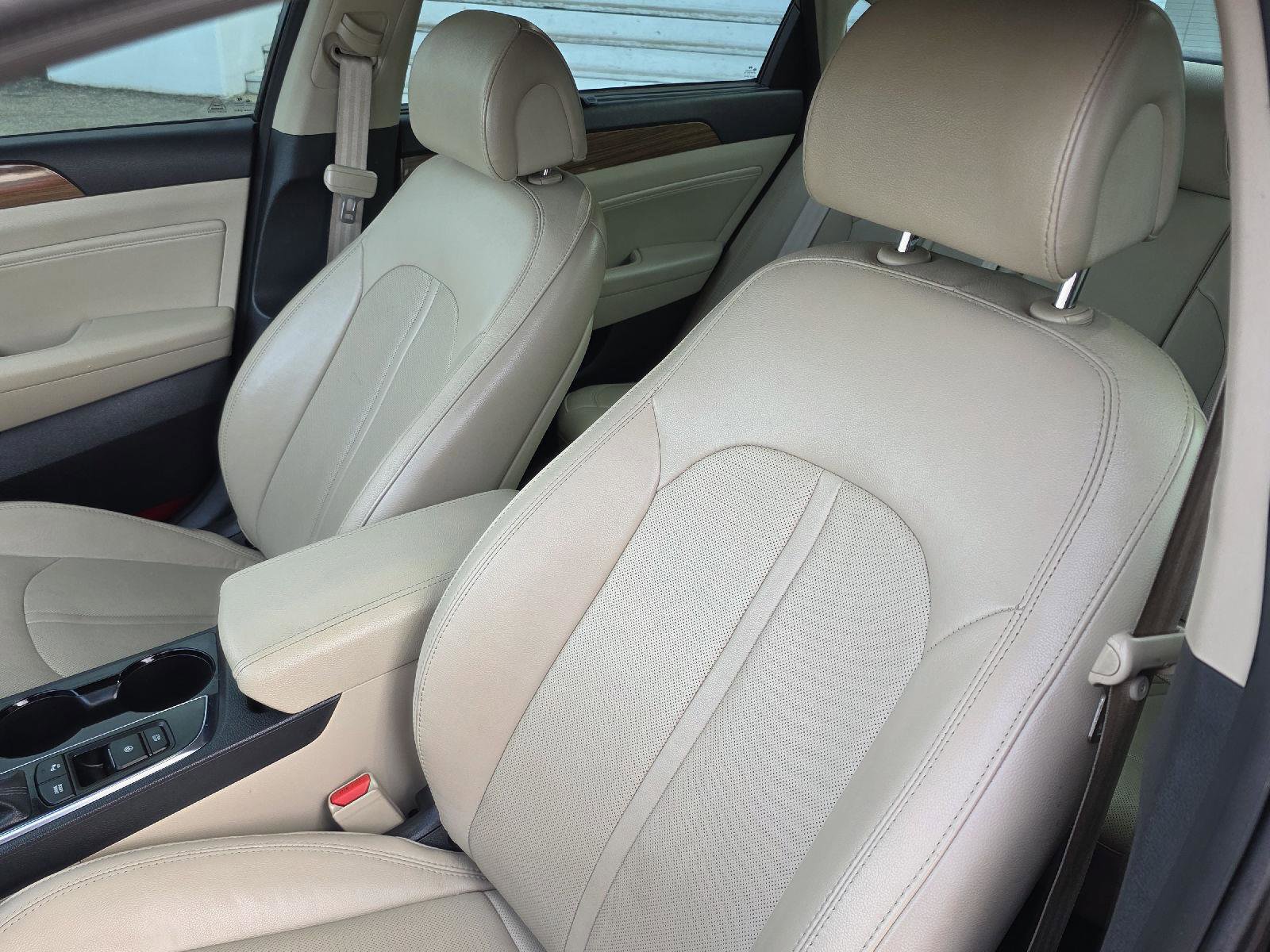 Used 2015 Hyundai Sonata Limited w/ Option Group 06 image 35