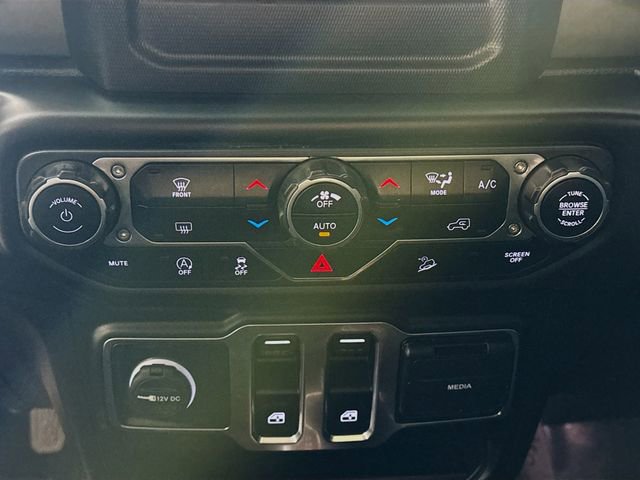 Used 2021 Jeep Wrangler Sport AWD/4WD image 14