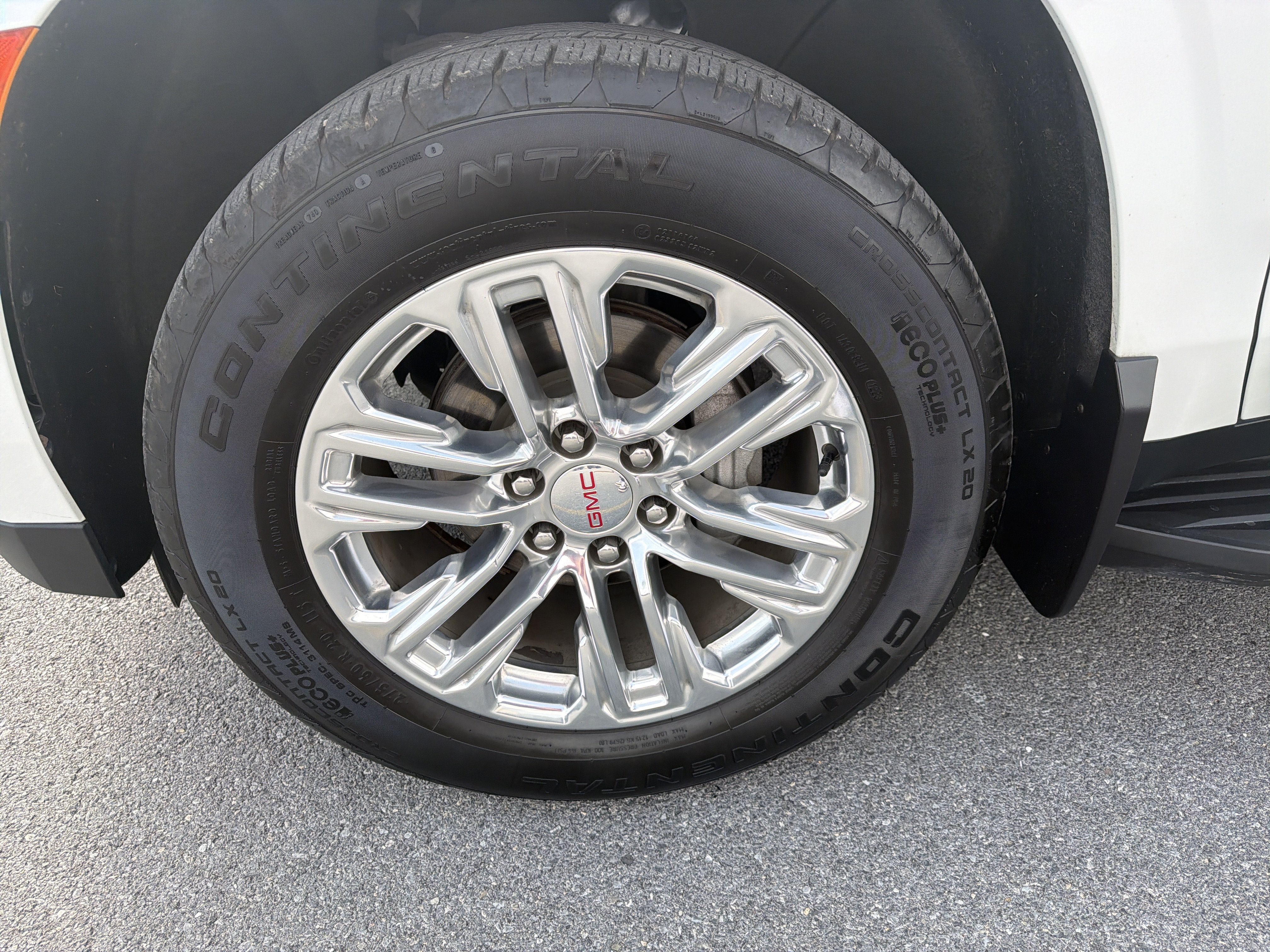 Used 2021 GMC Yukon SLT w/ SLT Premium Package AWD/4WD image 19