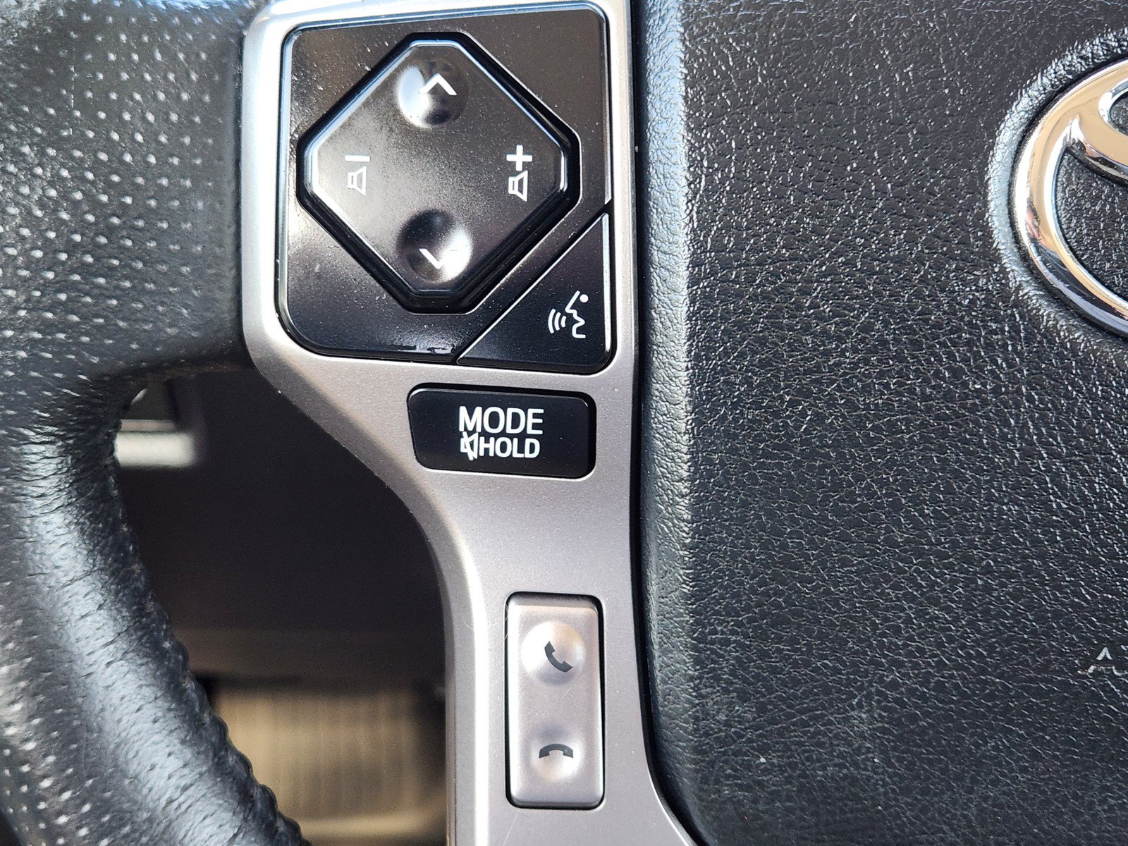 Used 2023 Toyota 4Runner SR5 Premium w/ Moonroof Package AWD/4WD image 22