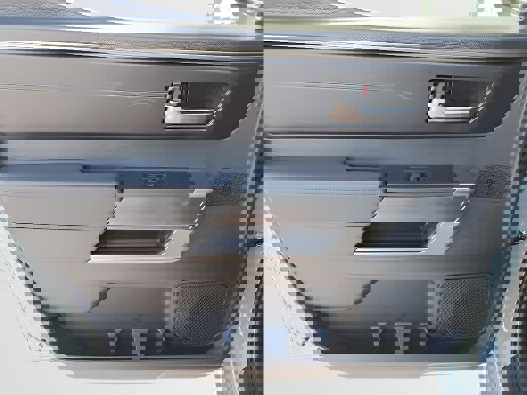 New 2026 Toyota Tundra SR5 image 7