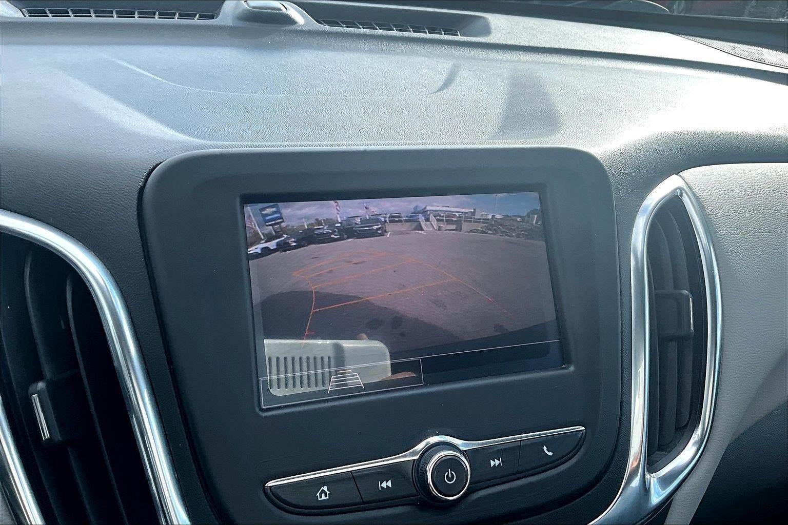 Used 2022 Chevrolet Equinox LS w/ Driver Confidence II Package FWD image 19