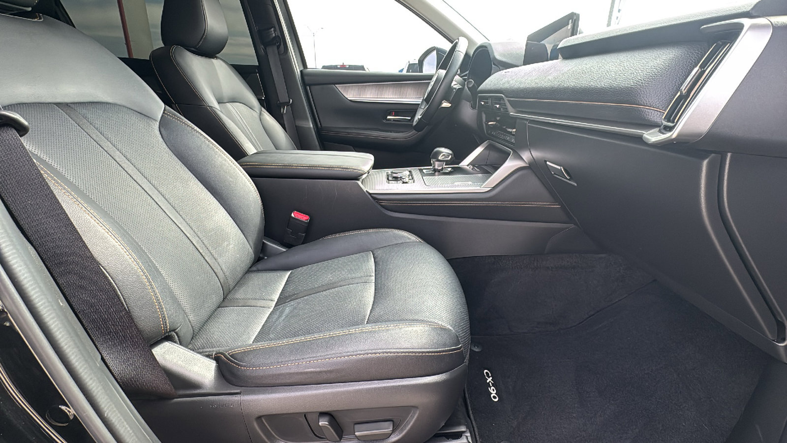 Used 2024 MAZDA CX-90 3.3 Turbo S image 29