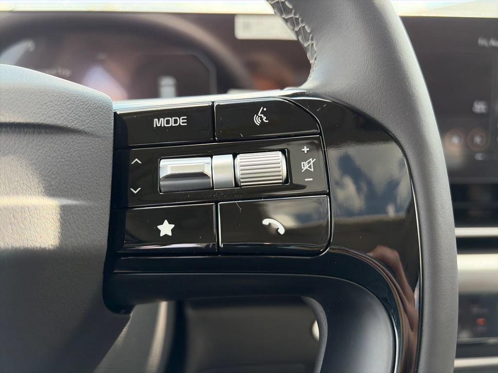 New 2027 Kia Carnival SX Prestige FWD image 13