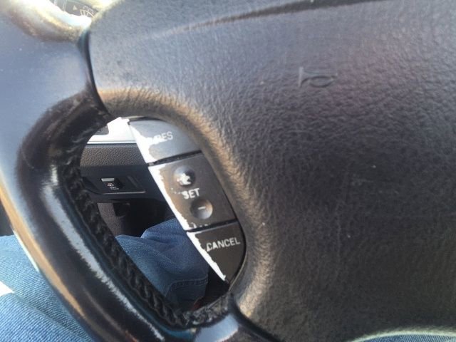 Used 2003 Ford Thunderbird image 37