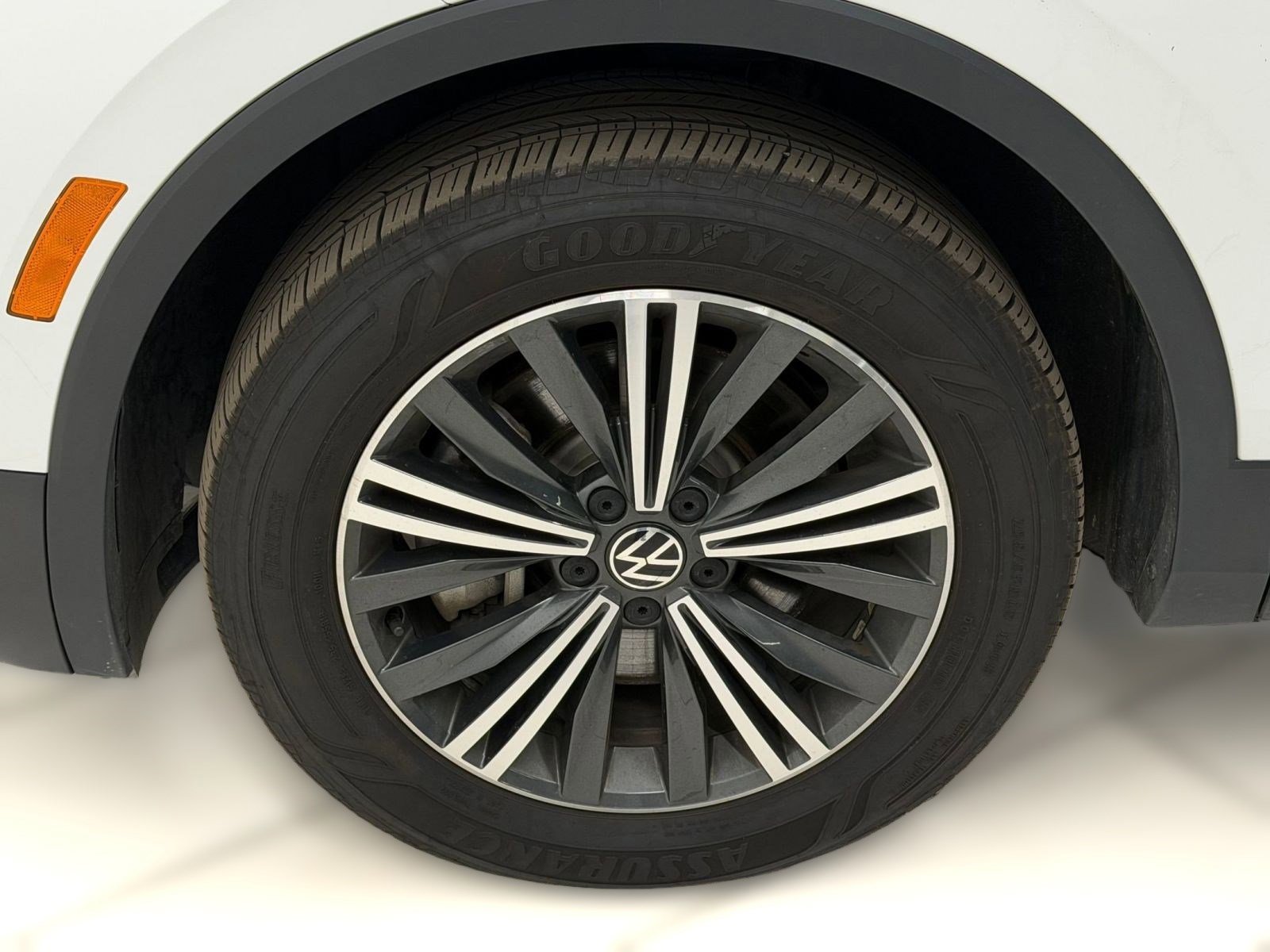Used 2024 Volkswagen Tiguan Wolfsburg Edition image 8