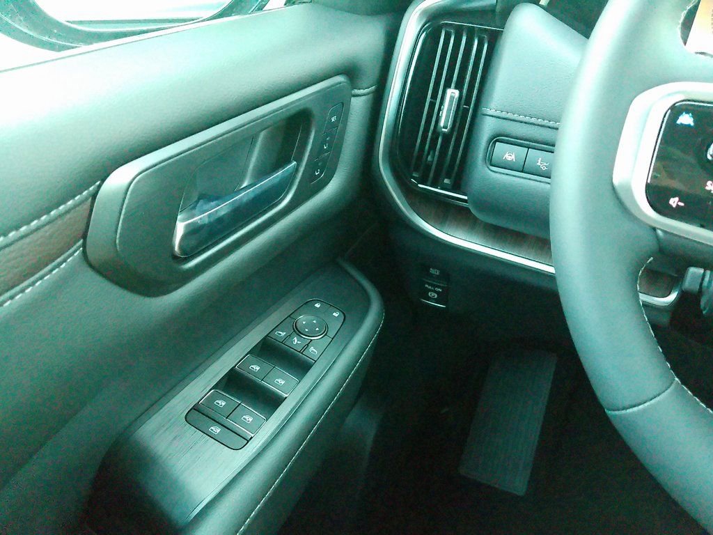 New 2026 Nissan Armada Platinum Reserve image 59