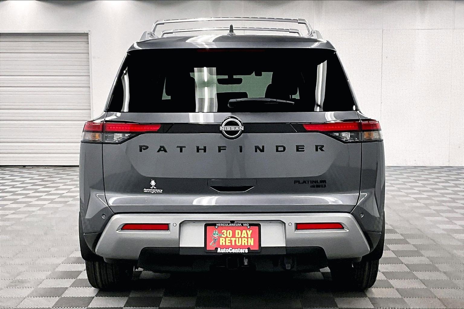 New 2025 Nissan Pathfinder Platinum w/ Lighting Package (N93) AWD/4WD image 5