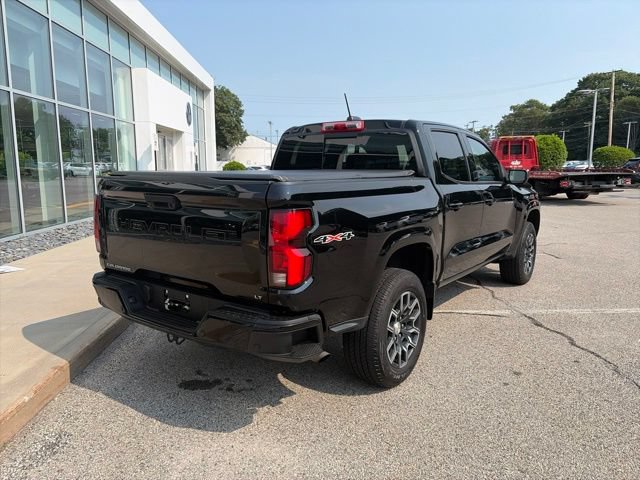 Used 2023 Chevrolet Colorado LT w/ LT Convenience Package III AWD/4WD image 3