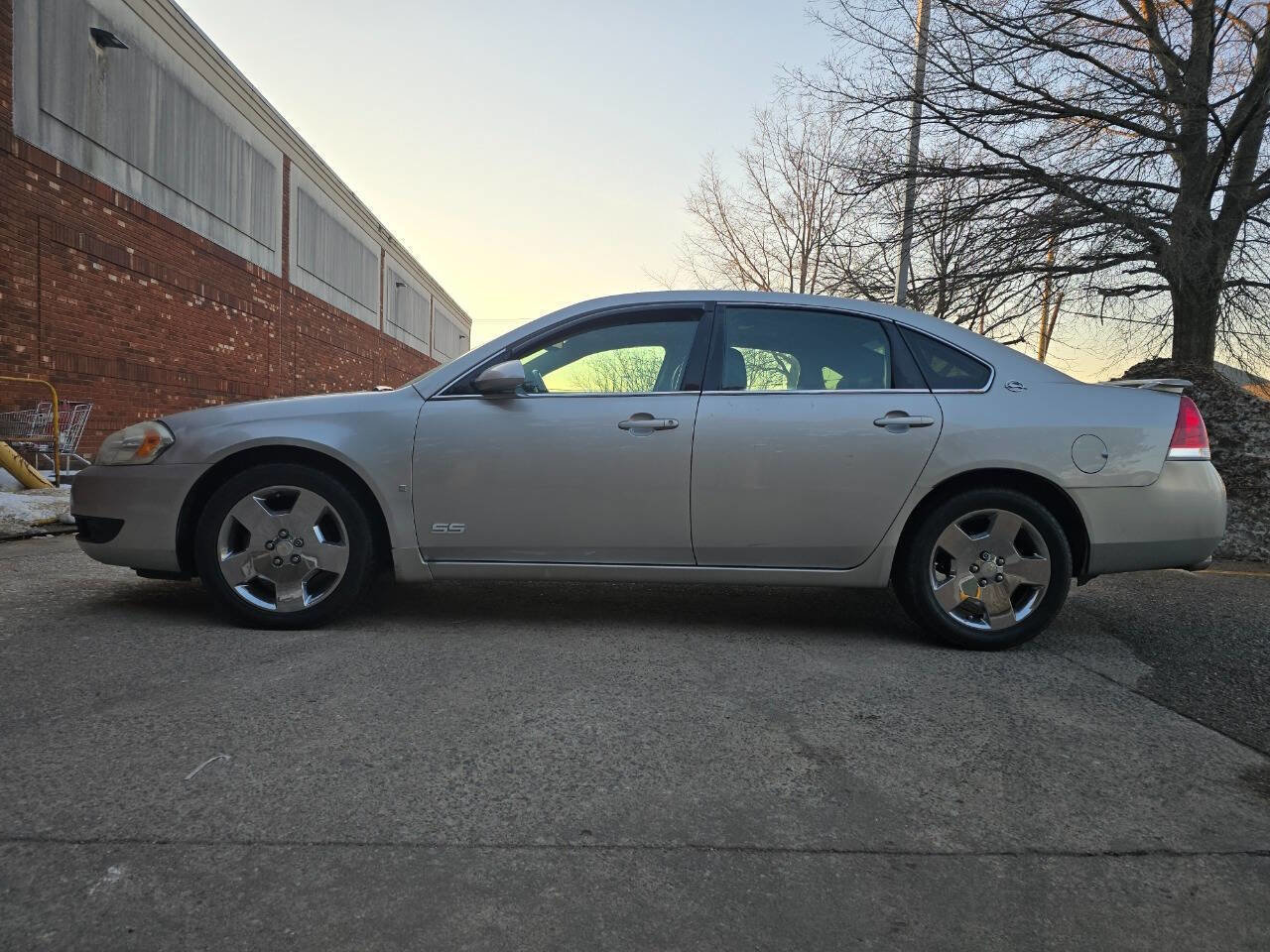 Used 2008 Chevrolet Impala SS w/ Convenience Package image 4