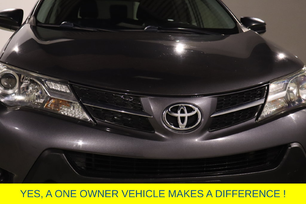 Used 2014 Toyota RAV4 LE FWD image 14