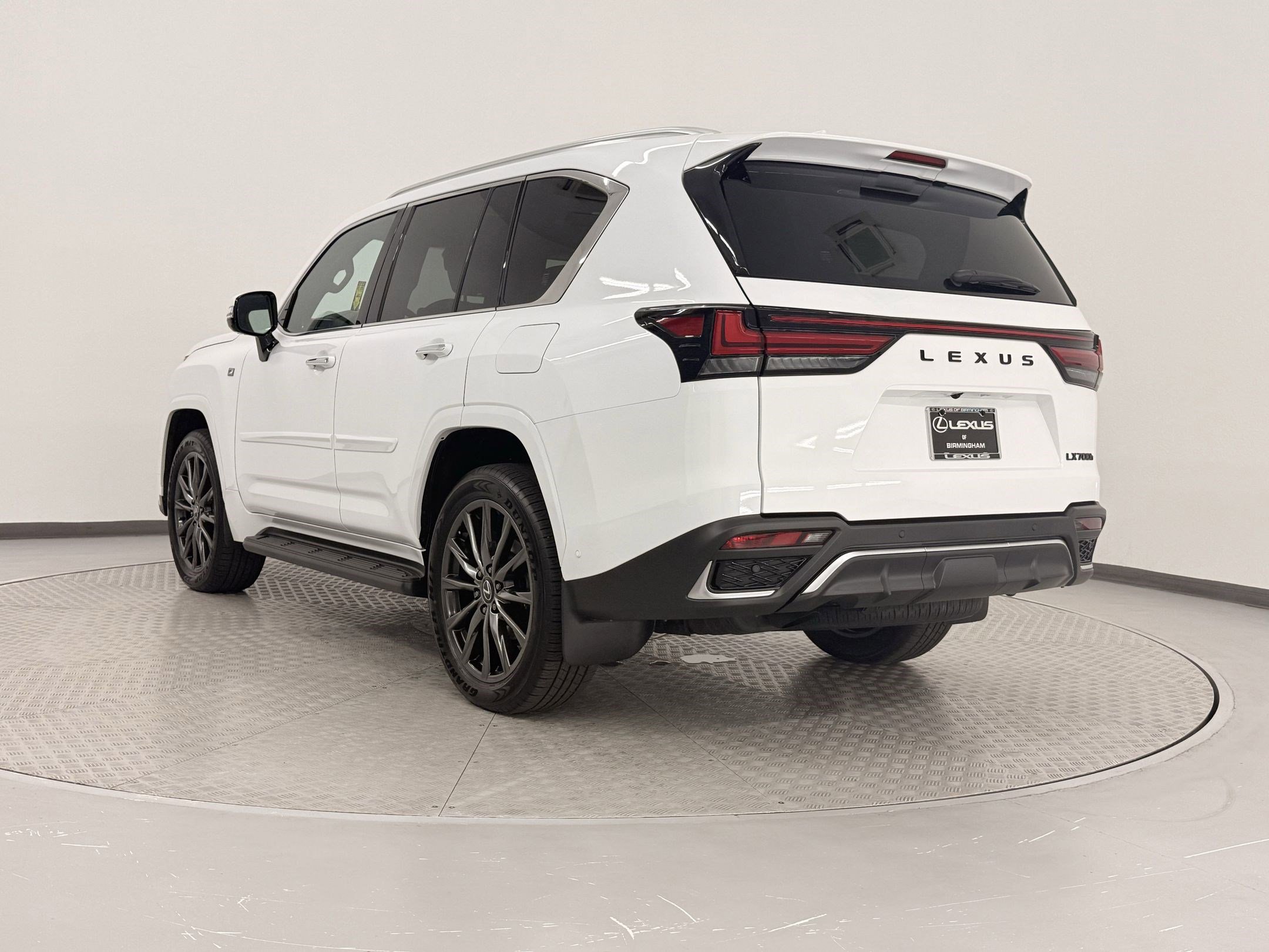 New 2025 Lexus LX 700h F Sport image 3