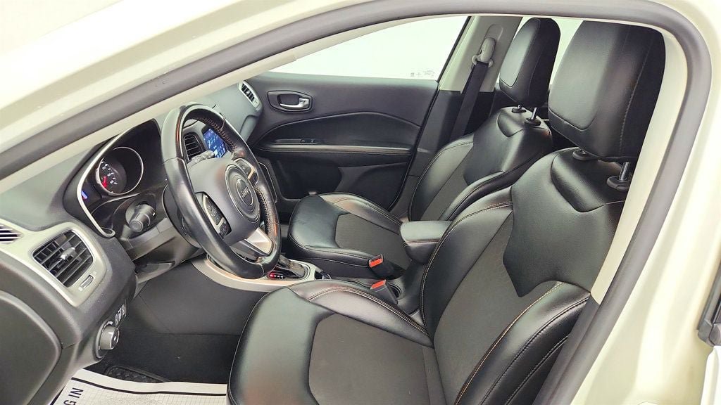 Used 2020 Jeep Compass Latitude w/ Popular Equipment Group AWD/4WD image 20