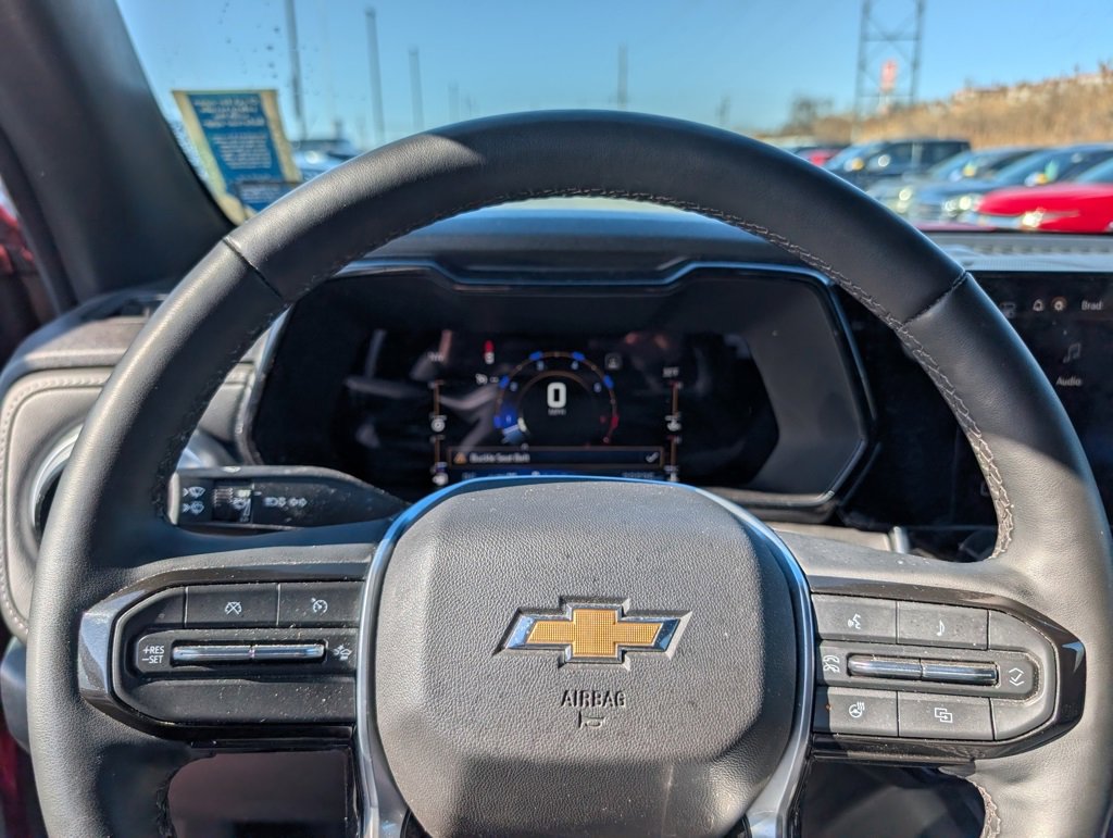 Used 2023 Chevrolet Colorado LT w/ LT Convenience Package III image 10