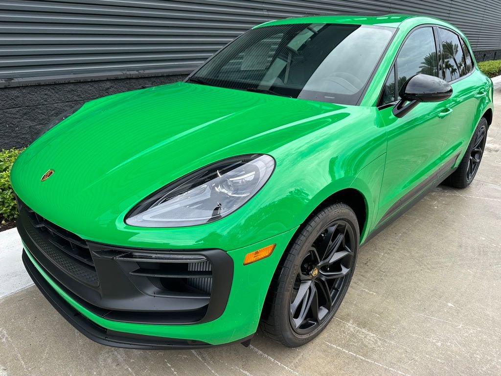 Used 2025 Porsche Macan GTS image 6