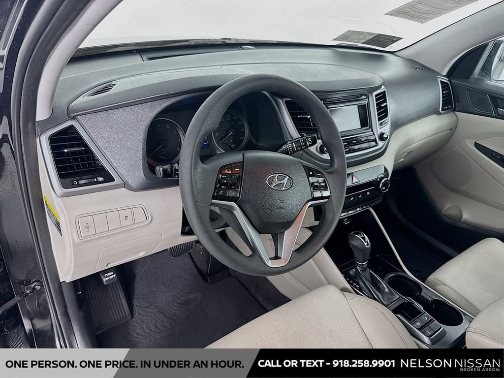 Used 2017 Hyundai Tucson SE AWD/4WD image 9