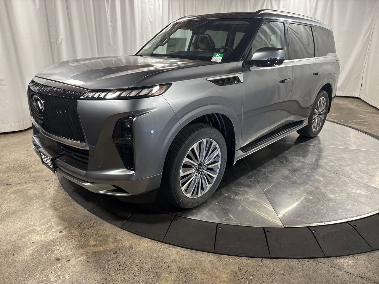 New 2025 INFINITI QX80 Sensory