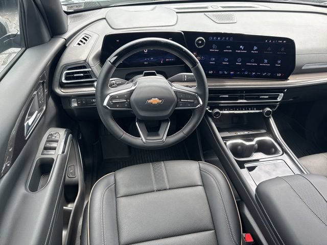 New 2026 Chevrolet Traverse High Country w/ LPO, Floor Liner Package FWD image 6
