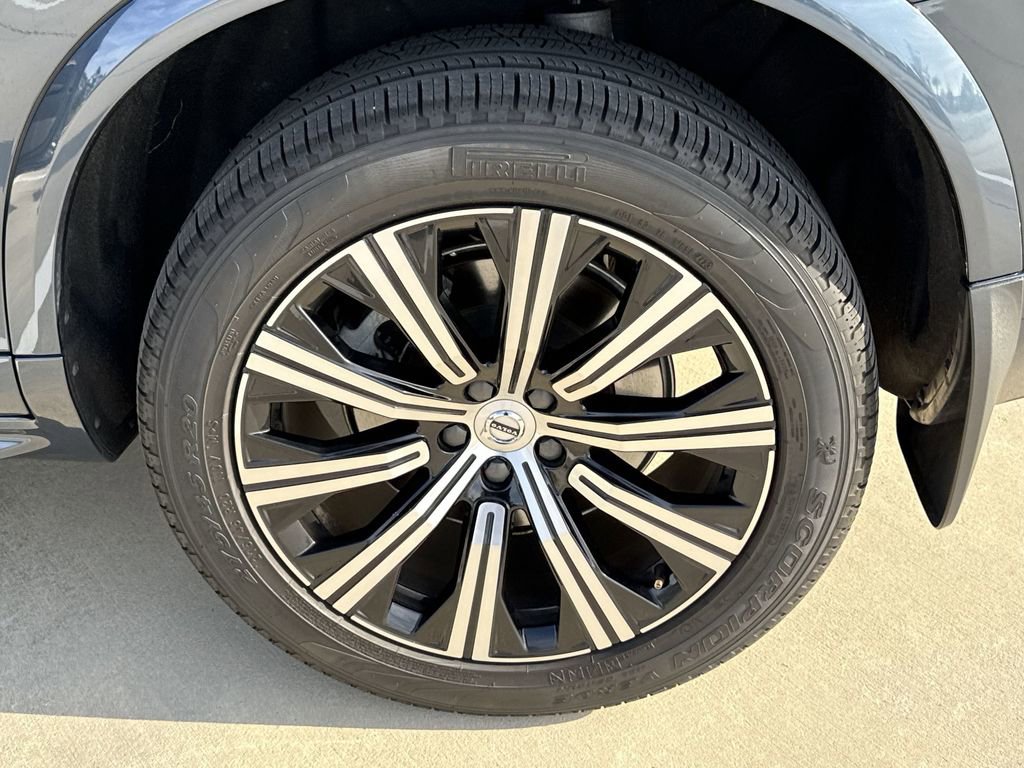 Used 2024 Volvo XC90 B6 Plus image 31