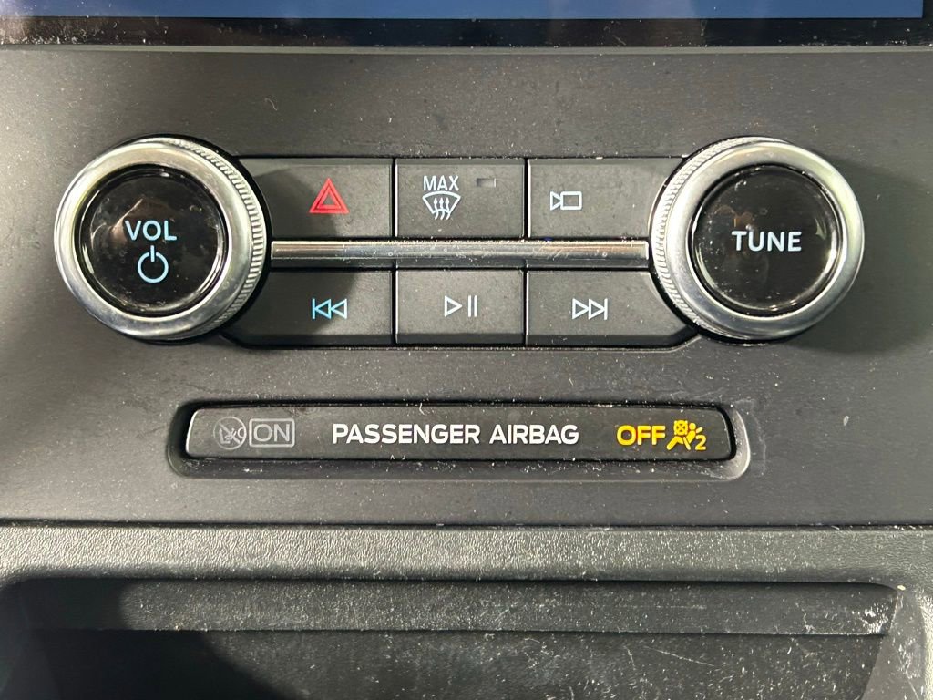 Used 2024 Ford Edge Titanium image 24