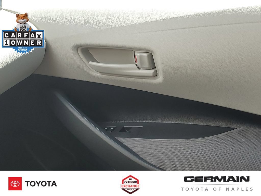 Used 2026 Toyota Corolla LE FWD image 27