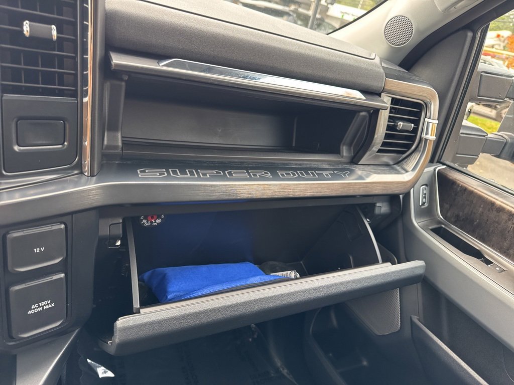 Used 2024 Ford F350 Lariat image 36