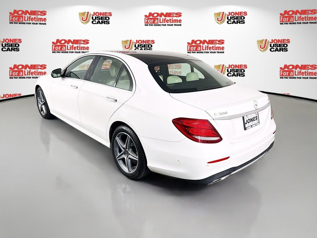 Used 2019 Mercedes-Benz E 300 4MATIC image 2