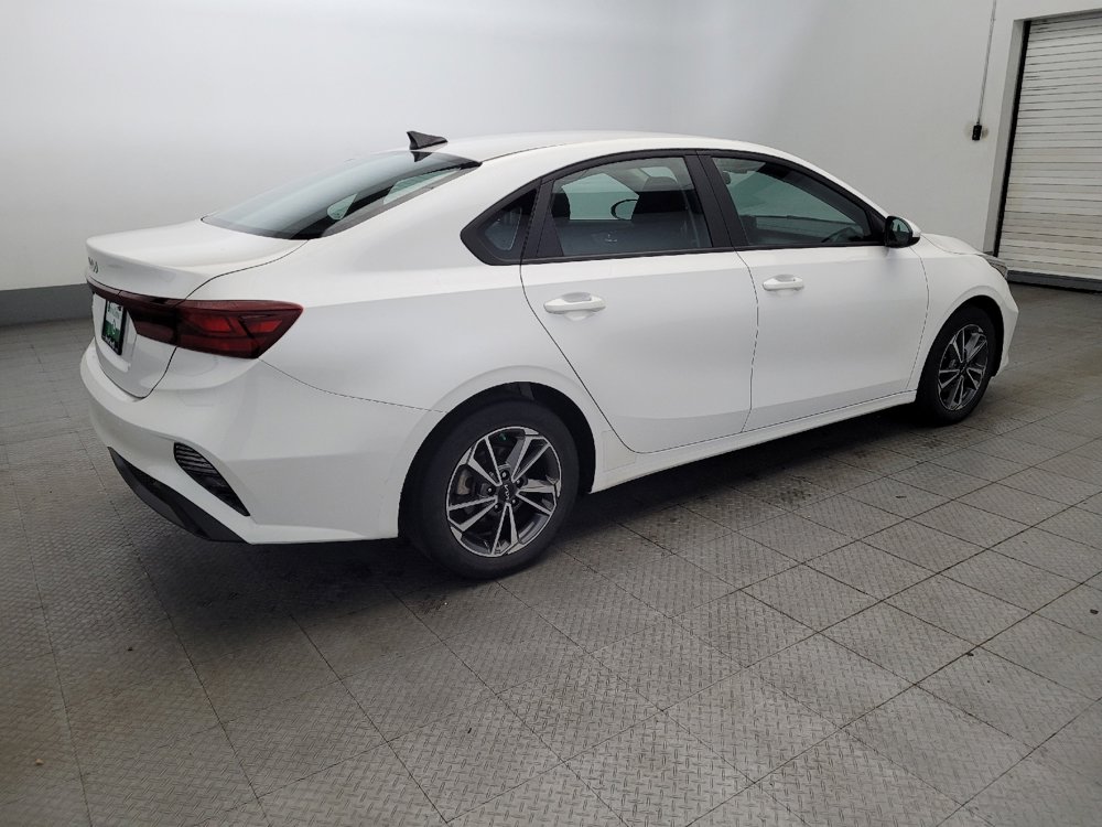 Used 2023 Kia Forte LXS image 10