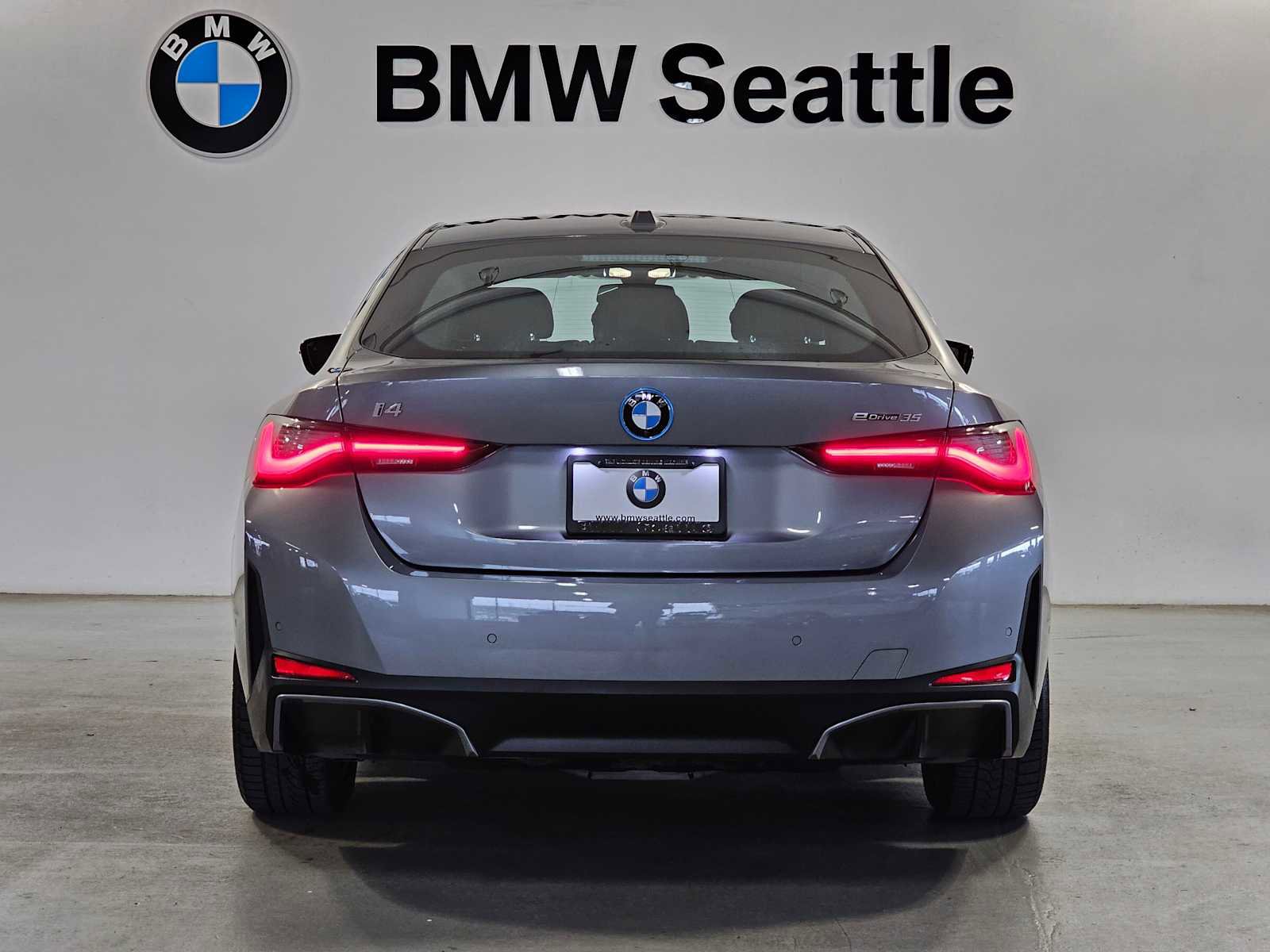 Used 2023 BMW i4 eDrive35 w/ Premium Package image 5
