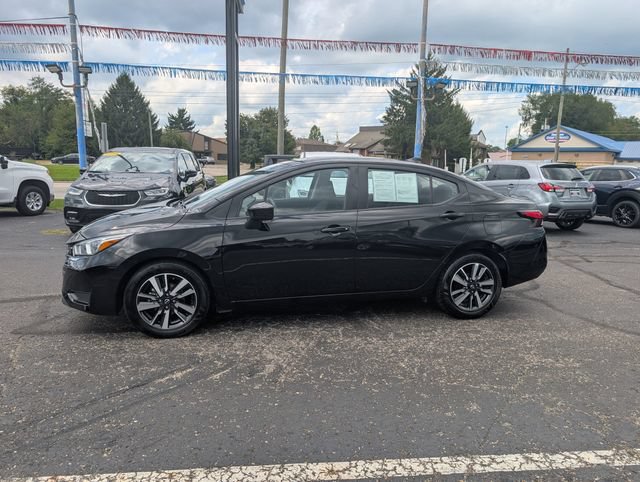 Used 2024 Nissan Versa SV FWD image 4