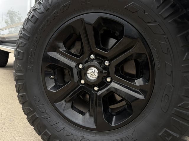 Used 2018 Toyota 4Runner SR5 RWD image 11