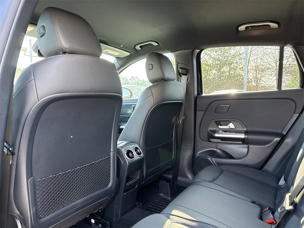 Certified 2025 Mercedes-Benz GLA 250 image 13