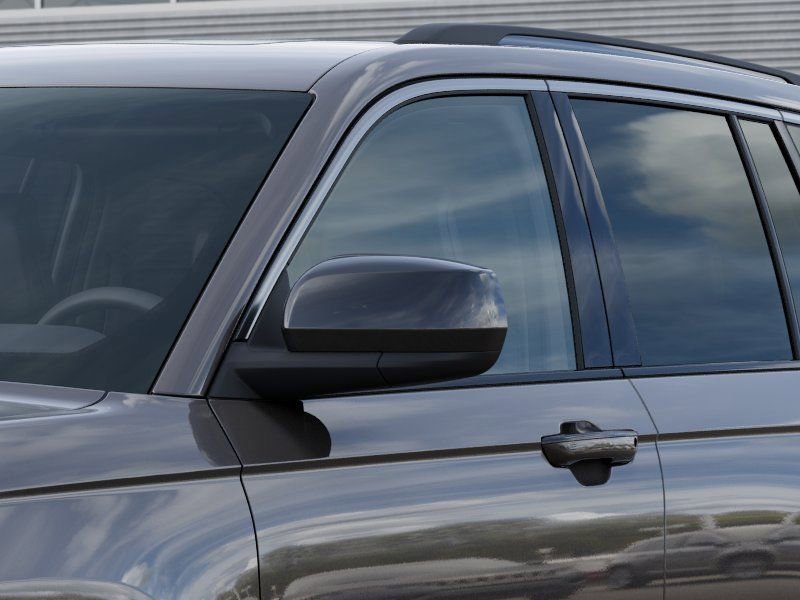 New 2026 Jeep Grand Cherokee Laredo image 12