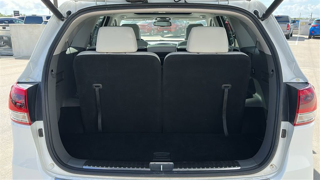 Used 2017 Kia Sorento SX image 36