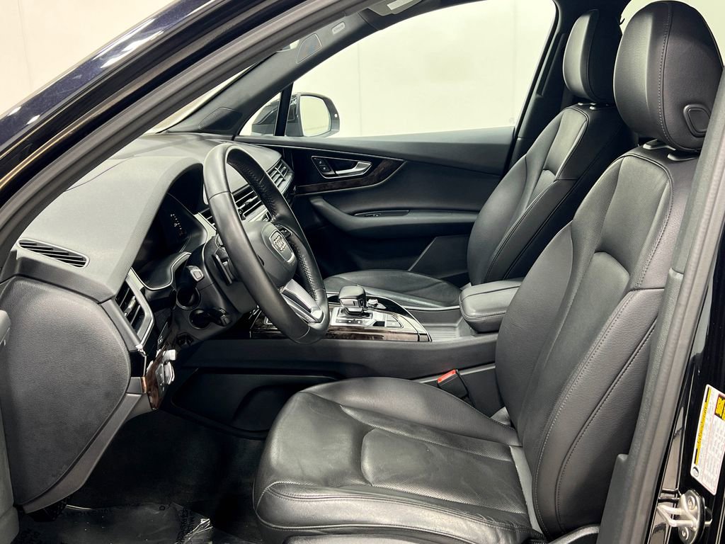 Used 2017 Audi Q7 3.0T Prestige w/ Prestige Package AWD/4WD image 15