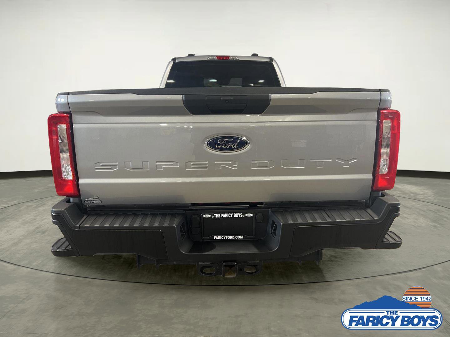 Used 2024 Ford F350 XL image 3