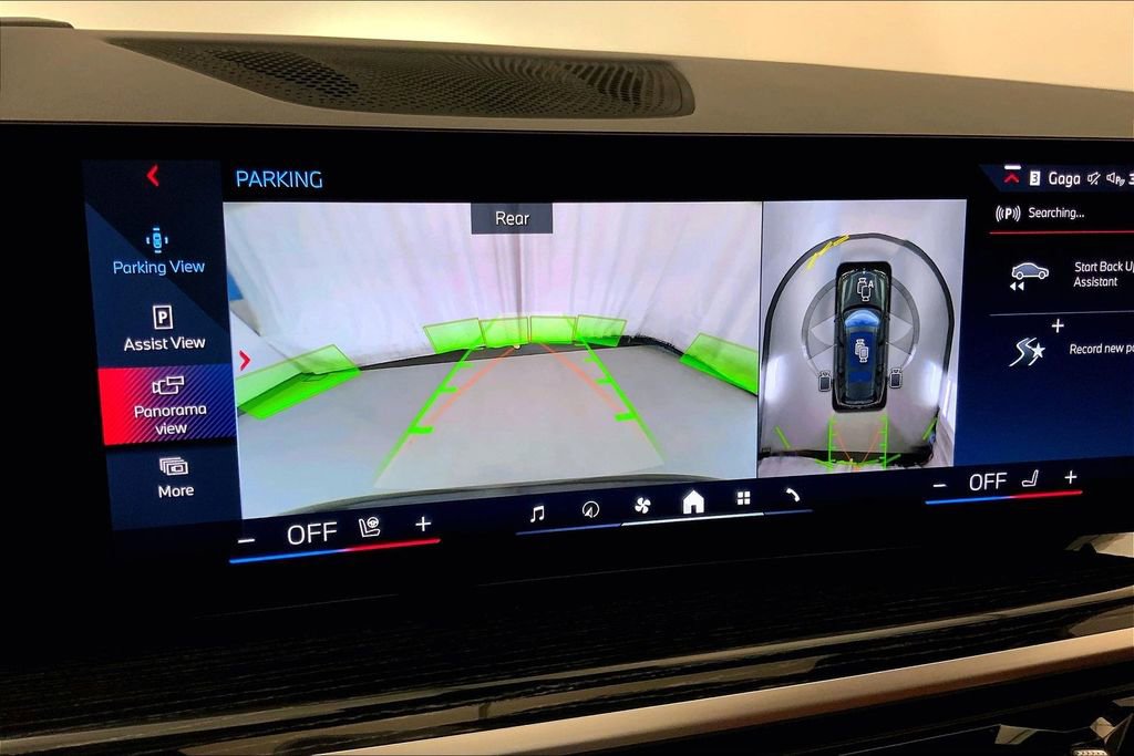 Certified 2025 BMW X7 M60i image 17