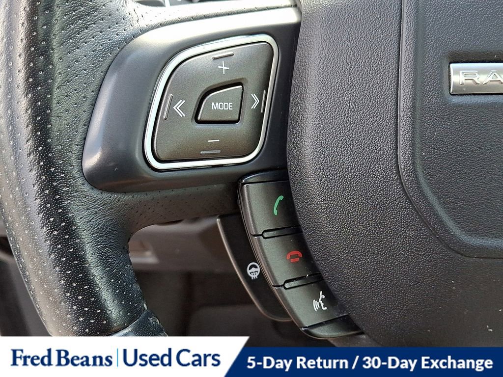 Used 2017 Land Rover Range Rover Evoque HSE Dynamic image 24