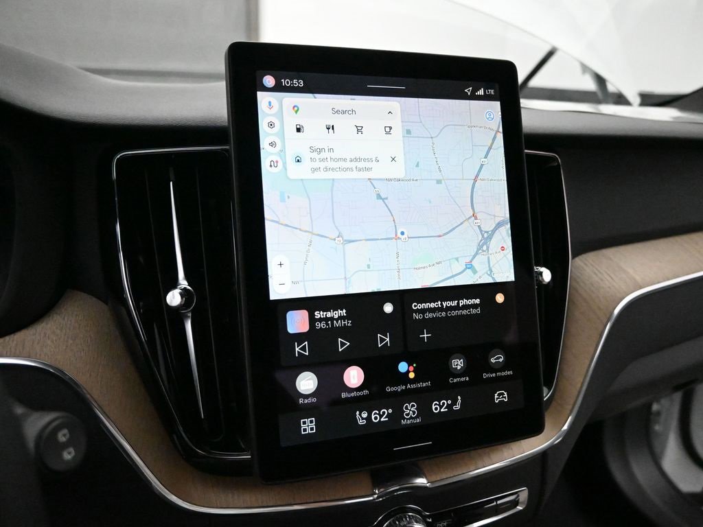 New 2026 Volvo XC60 B5 Plus w/ Protection Package Premier image 22