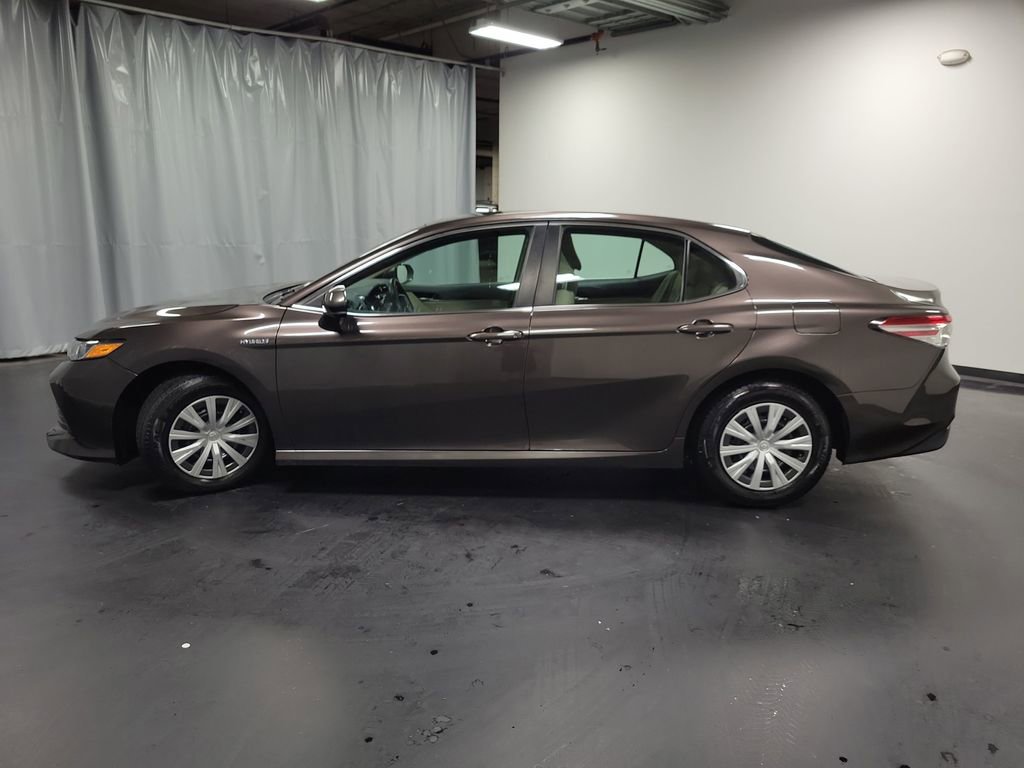Used 2018 Toyota Camry LE w/ Protection Package (Q2) image 5