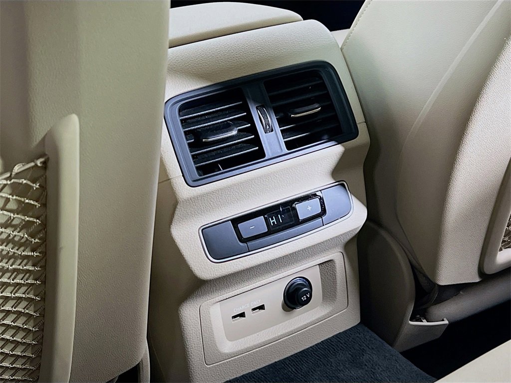 Used 2022 Audi Q5 2.0T Premium w/ Convenience Package image 24