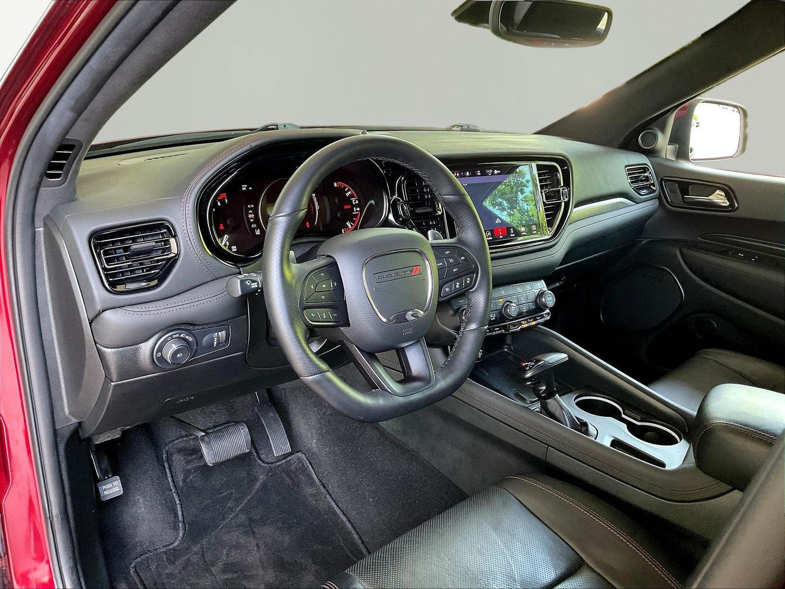 Used 2022 Dodge Durango R/T w/ Tow 'N Go Package AWD/4WD image 16