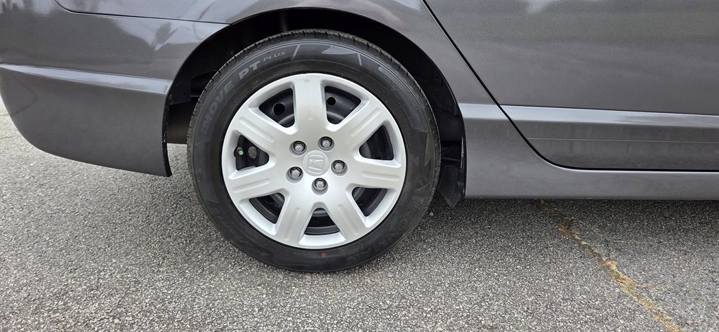 Used 2010 Honda Civic LX image 38