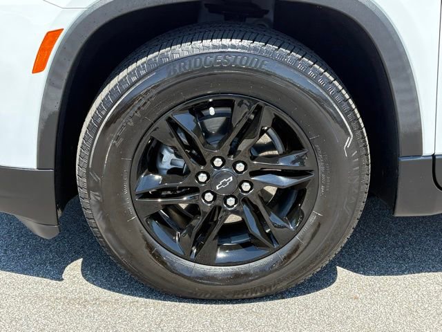 Used 2023 Chevrolet Traverse LT FWD image 26
