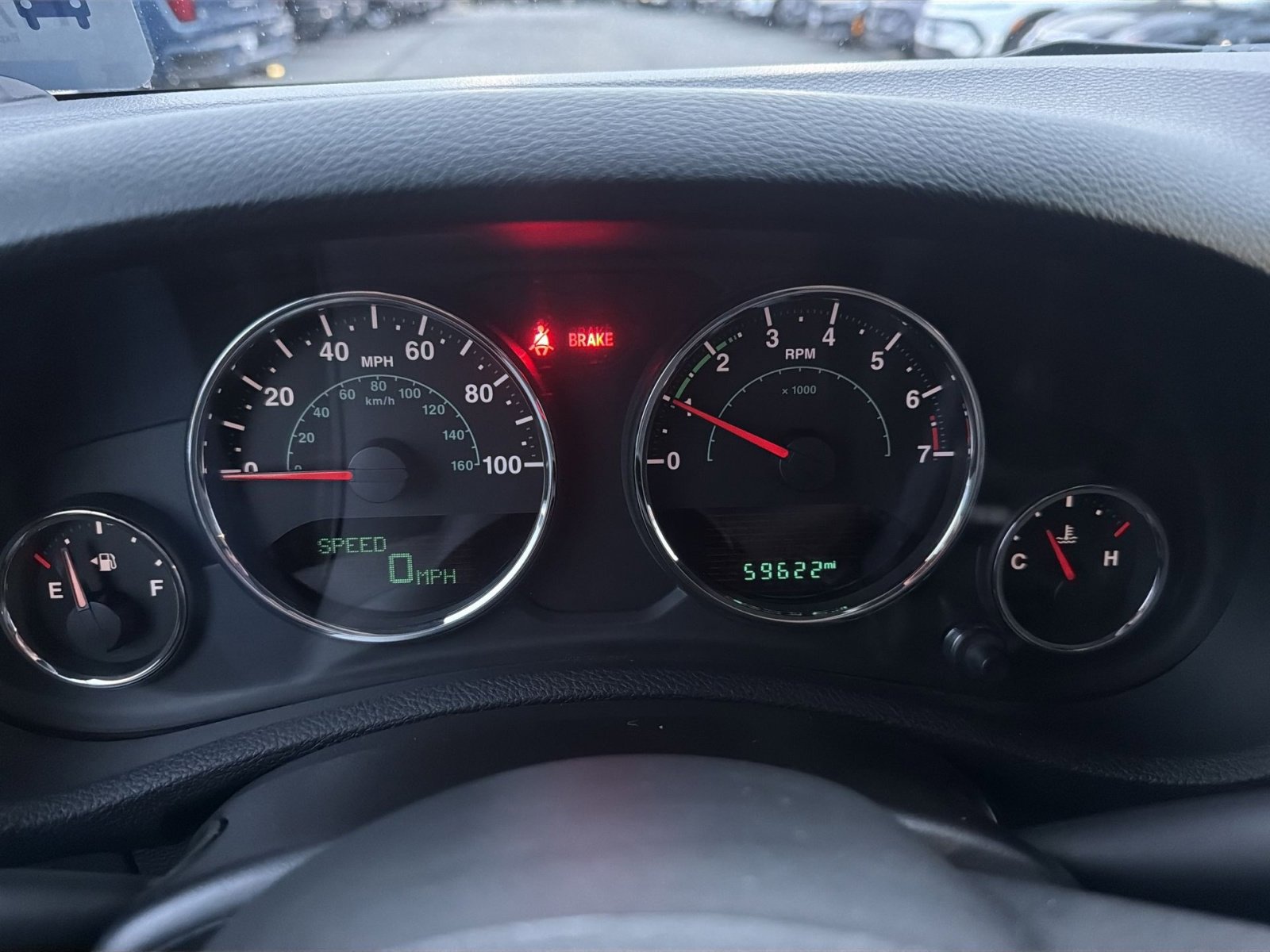 Used 2016 Jeep Wrangler Unlimited Sahara w/ Connectivity Group image 17