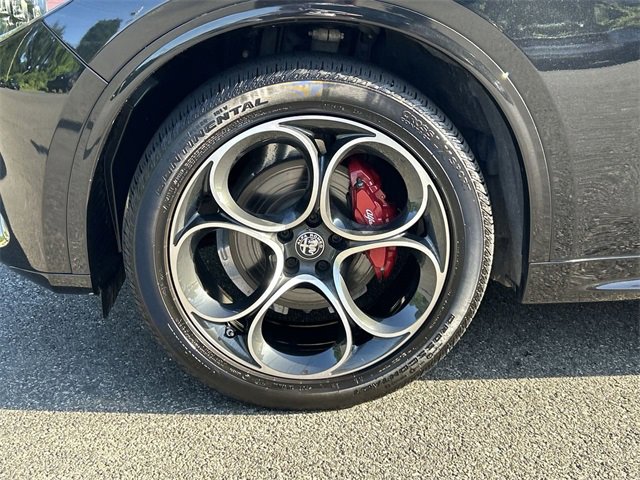 Used 2024 Alfa Romeo Stelvio Veloce image 10