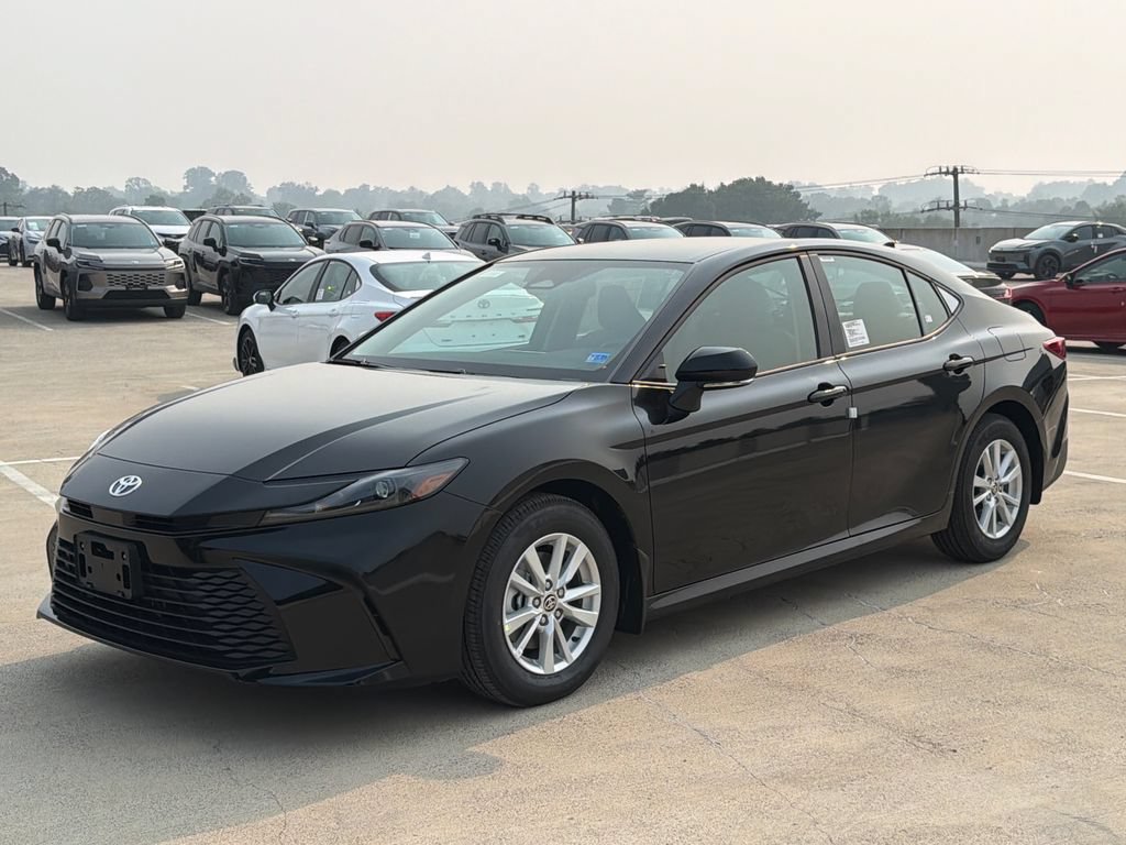 New 2026 Toyota Camry LE FWD image 2