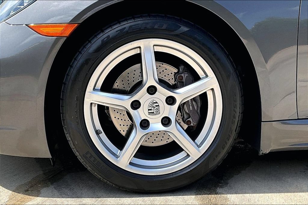 Used 2017 Porsche 718 Boxster RWD image 11