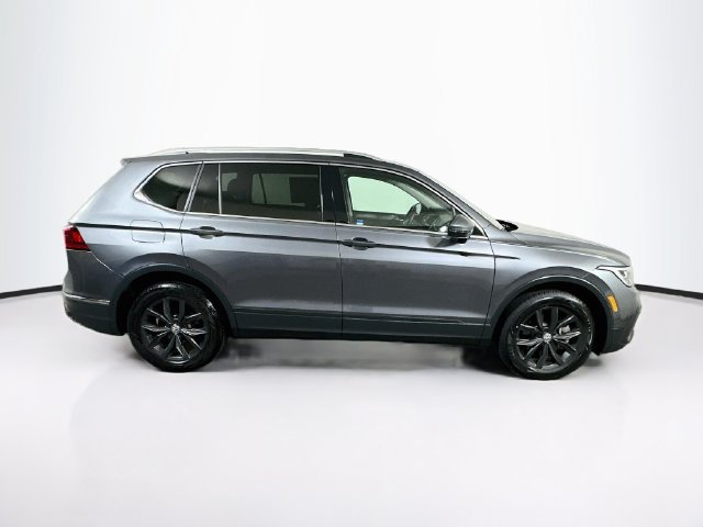 Certified 2024 Volkswagen Tiguan SE AWD/4WD image 9